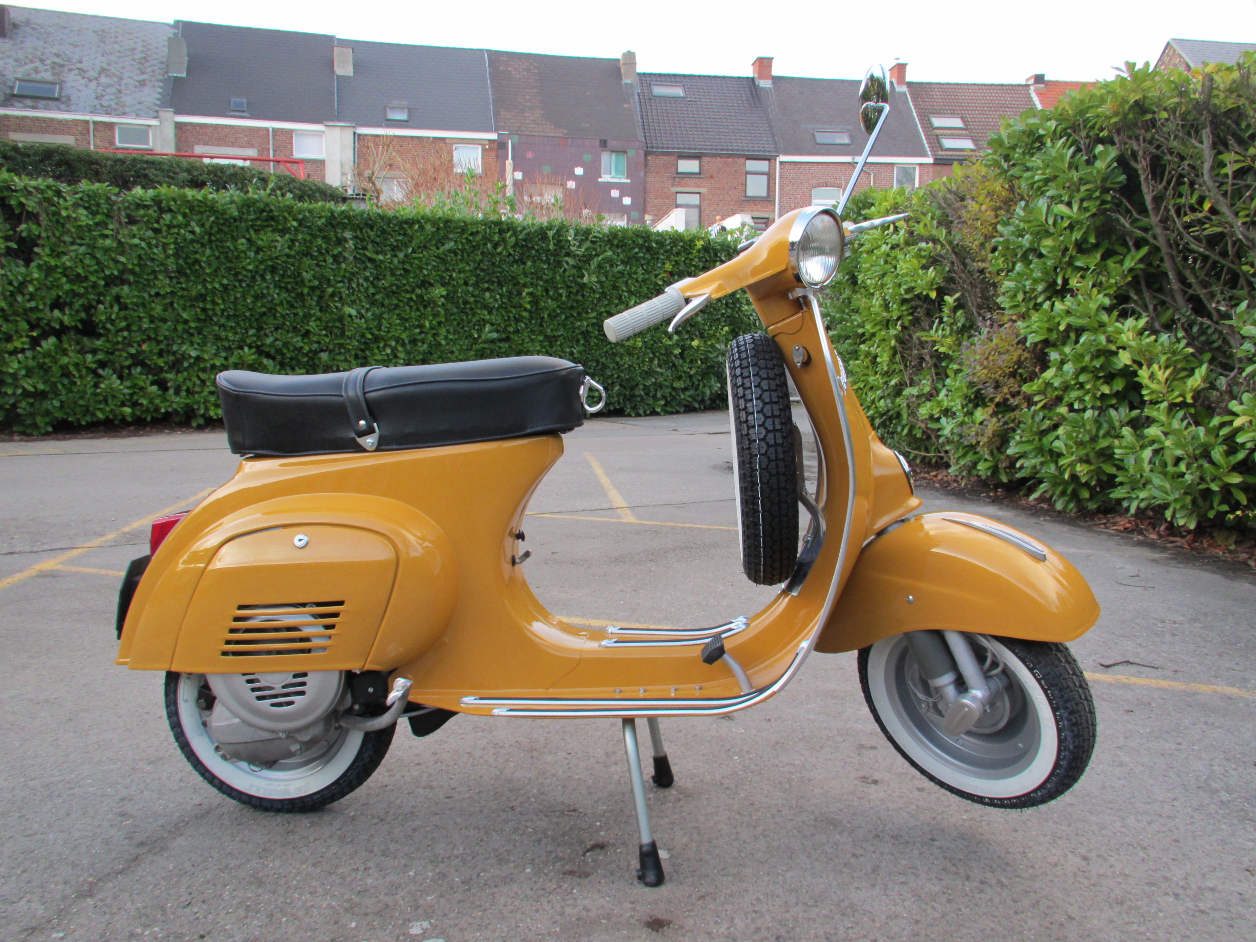 Wederopstanding van een vintage Vespa
