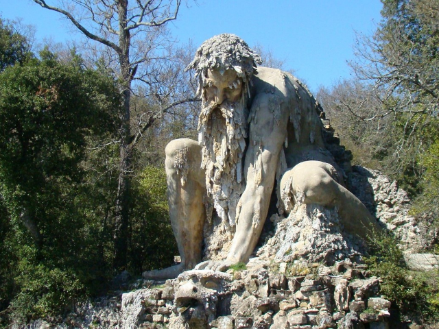 Colosso dell’Appennino di Giambologna
