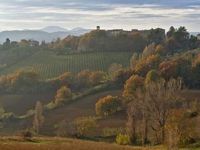 Poggio Cupro: de versterkte monnikenburcht…