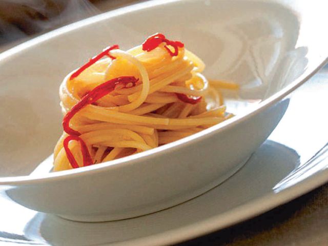 Buonissimo appetito! 9: Spaghetti aglio, olio e peperoncino