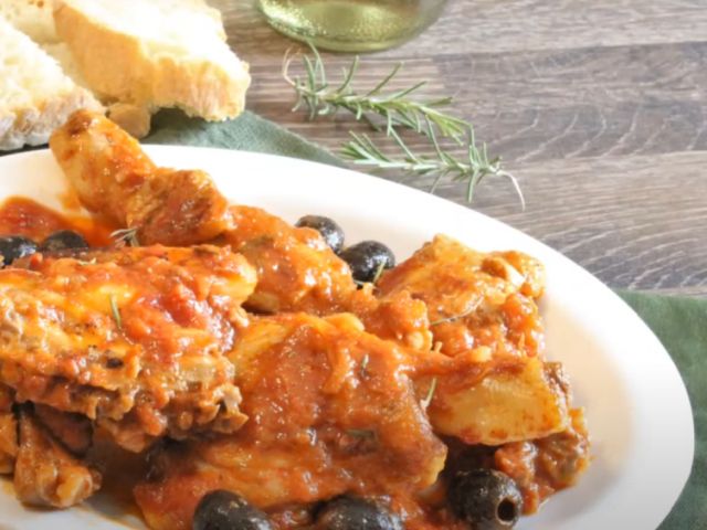 Buonissimo appetito! 45: Pollo alla cacciatora