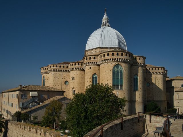 Innemend Italië: LA MADONNA DI LORETO