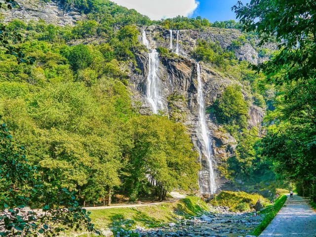 Legendes uit het Valchiavenna (20): Over de inwoners van Dasile en Savogno