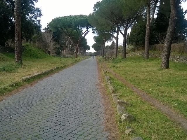 Innemend Italië: TUTTE LE STRADE PORTANO A ROMA