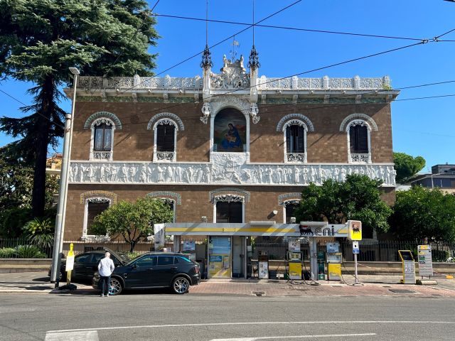 Achter gesloten deuren in Rome (9): de Villino Ximenes