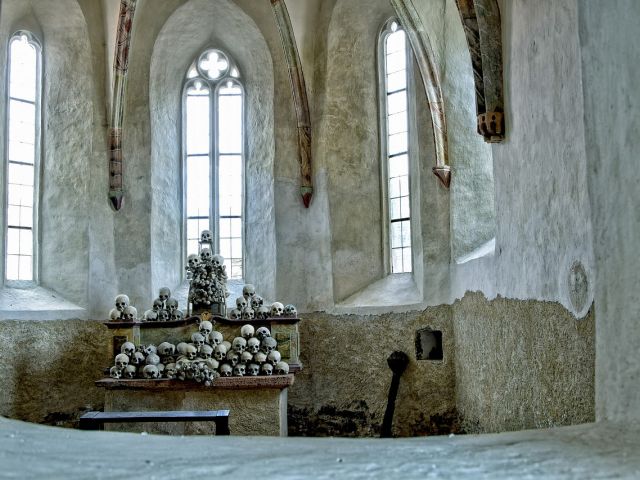 Legendes uit het Valtellina (22): De schedels van San Salvatore