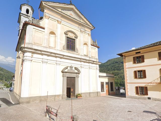 Legendes uit het Valtellina (36): De parochiekerk en klokkentoren van Dazio