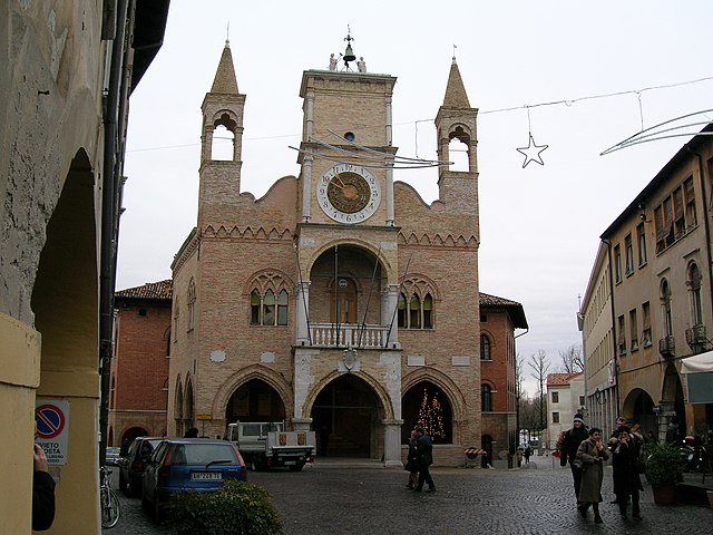 Pordenone en zijn Palazzo Communale