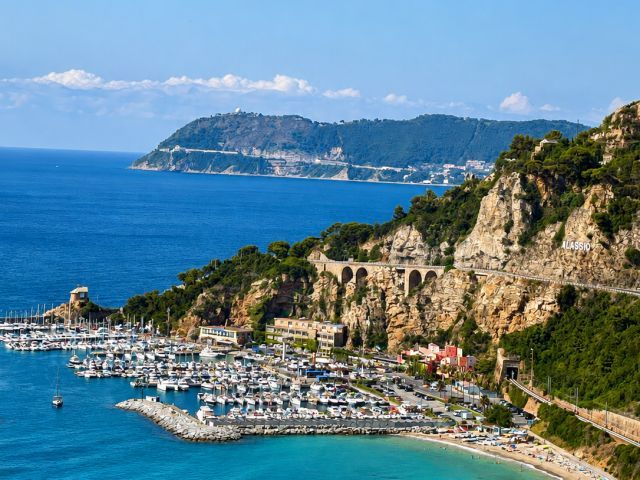 De Riviera, seizoenen van elegantie (6) – Alassio